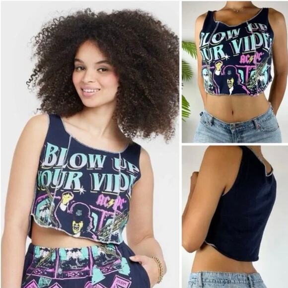 NWT AC/DC Blow Up Your Video Women's Crop Top - Picture 7 of 9